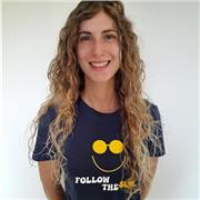Sei alla ricerca di un insegnante serio e competente? Contattami, studieremo insieme un programma su misura per te.